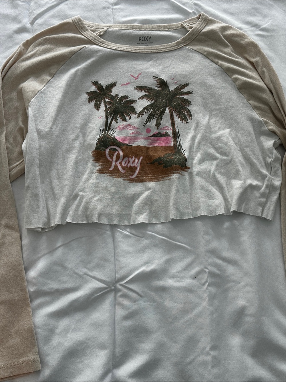 Roxy Cream & White Palm Cropped Raglan Top